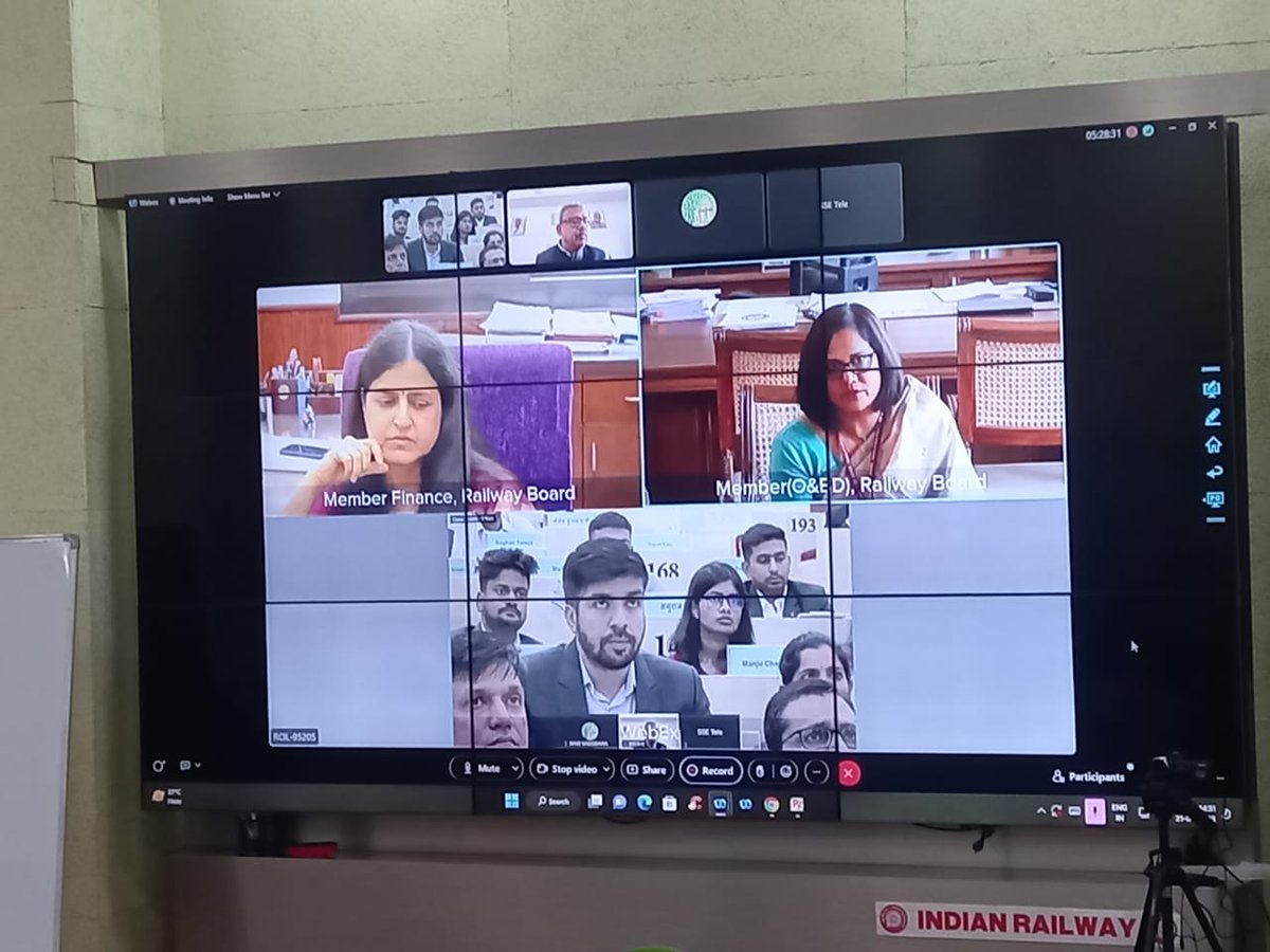 cpronair's tweet photo. Yesterday,21st April-on Civil Services Day-Probationers undergoing training in NAIR(IRTS IRAS &amp; IRPS) listened to the speech of Hon'ble Prime Minister online. Later, they also interacted with MOBD, DG/HR &amp; Member Finance, Railway Board. An Enriching and Enlightening experience. https://t.co/6DfCI8k3yE