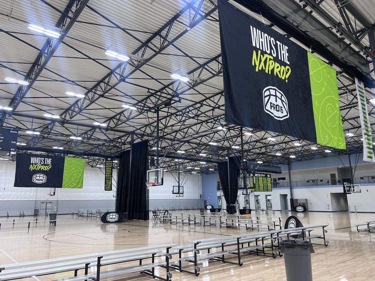 Upper90HQ's tweet image. On the road again with @PRO16League @NxtProHoops with @upper90 and @NBCSports - #elevateyourgame📈 #STL #upper90🎥