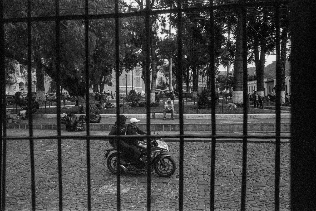 XaviDussaq's tweet photo. Aaaannndddd, in 2014 I started a project back at home I called #MiGuateEn35mm. Shot on #IlfordDelta400 on my very first camera which was a #CanonAE1Program. This series is by far the most intimate to me. Shot on my trips to Guatemala 🇬🇹🇬🇹🇬🇹🫰🏽 https://t.co/PFtKVBS8mx