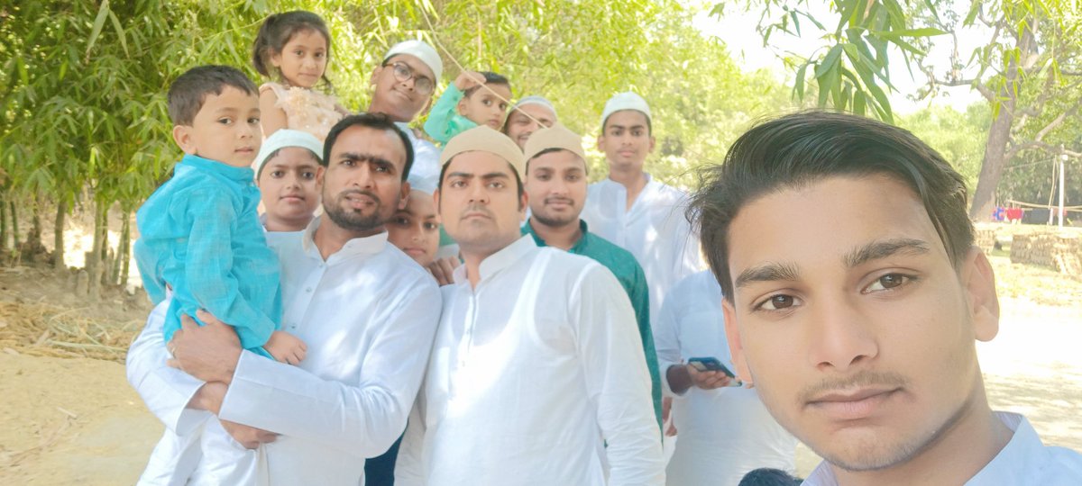 masoom_jamal's tweet photo. Eid Mubarak 2023 https://t.co/mrIRnyRCtg