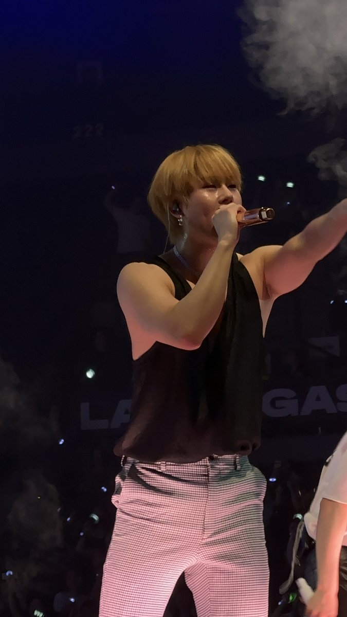 dkftl_'s tweet photo. OMFG!! JOOHONEY!!
#WeBridgeExpoLasVegas 
#WeBridgeMonstaX 
#MONSTA_X https://t.co/nWyYxBS7dj