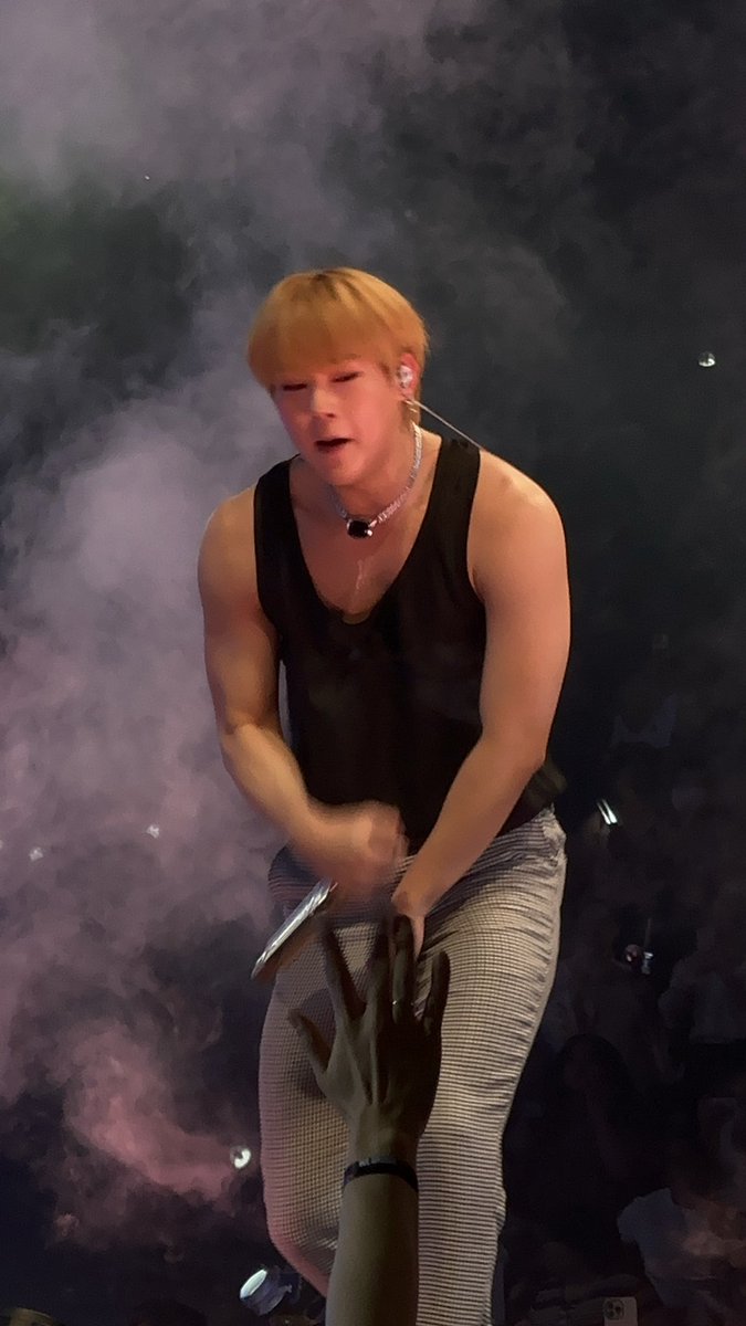 dkftl_'s tweet photo. OMFG!! JOOHONEY!!
#WeBridgeExpoLasVegas 
#WeBridgeMonstaX 
#MONSTA_X https://t.co/nWyYxBS7dj