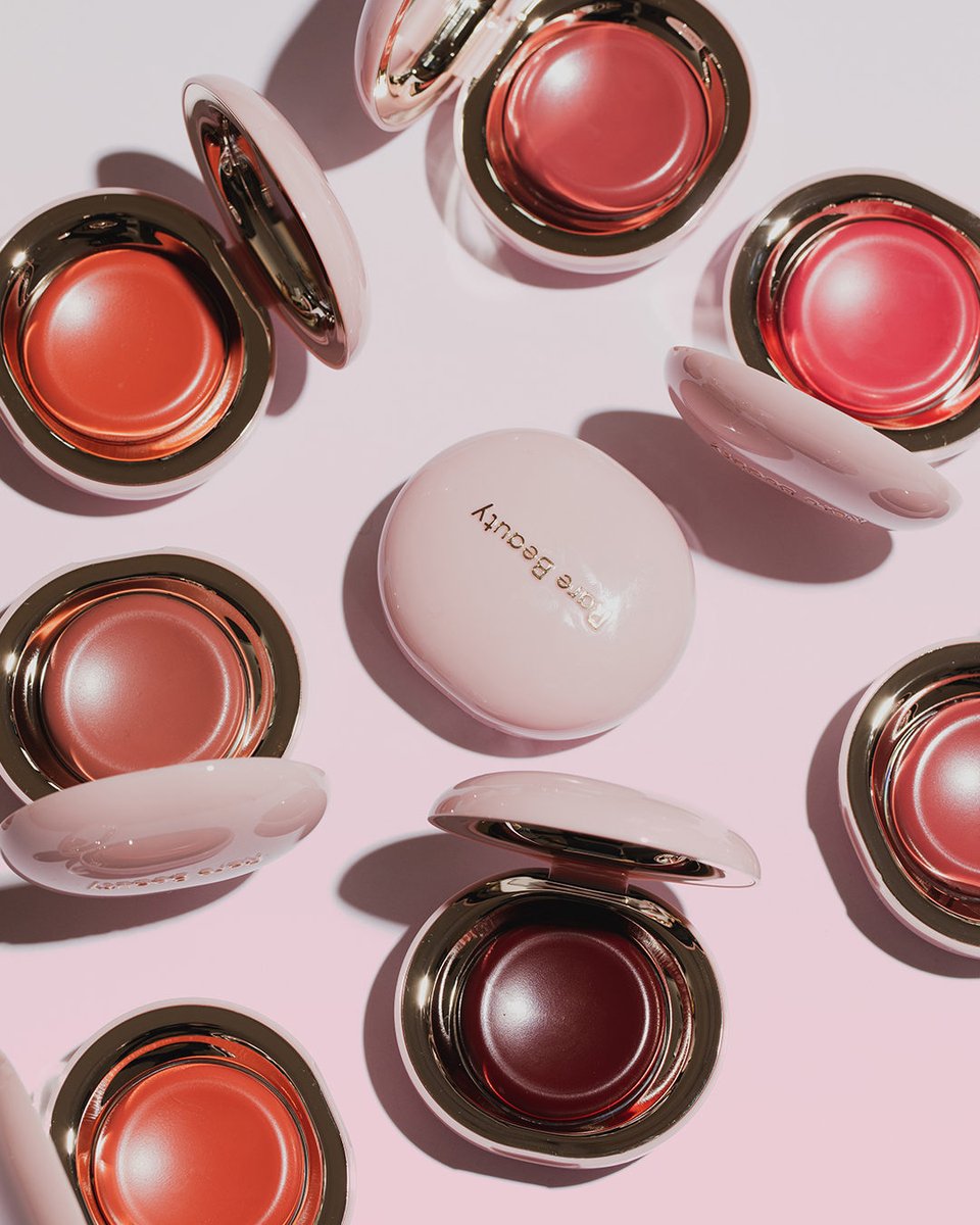 SephoraRP's tweet photo. ยฉ #RPSephora โบ Blush โบ #RareBeautyRP
Meet the ๐ฆ๐๐ฎ๐ ๐ฉ๐๐น๐ป๐ฒ๐ฟ๐ฎ๐ฏ๐น๐ฒ collection Melting Cream Blush from ๐ฅ๐ฎ๐ฟ๐ฒ ๐๐ฒ๐ฎ๐๐๐ (@rarebeautyrp). This ultra-blendable, weightless blush effortlessly melts onto skin, leaving a beautiful, soft-color finish. https://t.co/02b2KAlQAe