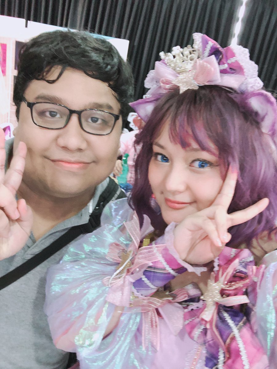 kirakirakat's tweet photo. NICE TO MEET YOU @Ginnycost thank you so much for buying a print and supporting me!!
#phvtuber #onlivecon #ENVtuber https://t.co/pVFRLmSmFs
