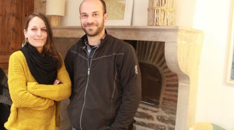HISTOIRE_DU_VIN's tweet photo. Chaux. Il reprend des vignes familiales et crée le domaine des Loups - Guillaume Janiaut-Rousseau a créé le domaine des Loups en 2012. Il présente ici sa parcelle de bourgogne hautes Côtes de Nuits (vin blanc) située au niveau du village de Chaux.  Photo LBP /C. D https://t.co/a139hjlvP6 via @Lebienpublic @DeleyCharlotte
