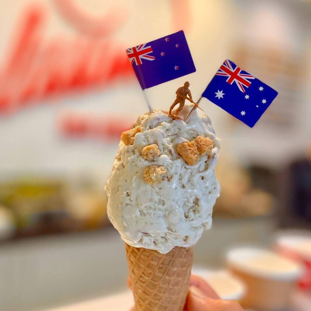 gelissimo's tweet photo. ANZAC gelato - brown sugar, golden syrup, toasted coconut &amp; oats, cream, chunks of Anzac biscuits. A gelato to remind us all to reminisce and remember 🇳🇿 🇦🇺 

Available at Gelissimo Freyberg, Gelissimo Gelateria and our friends at @the_grocers_shed 

#ge… https://t.co/RBhoKjoimZ https://t.co/R9Zf8avVR7