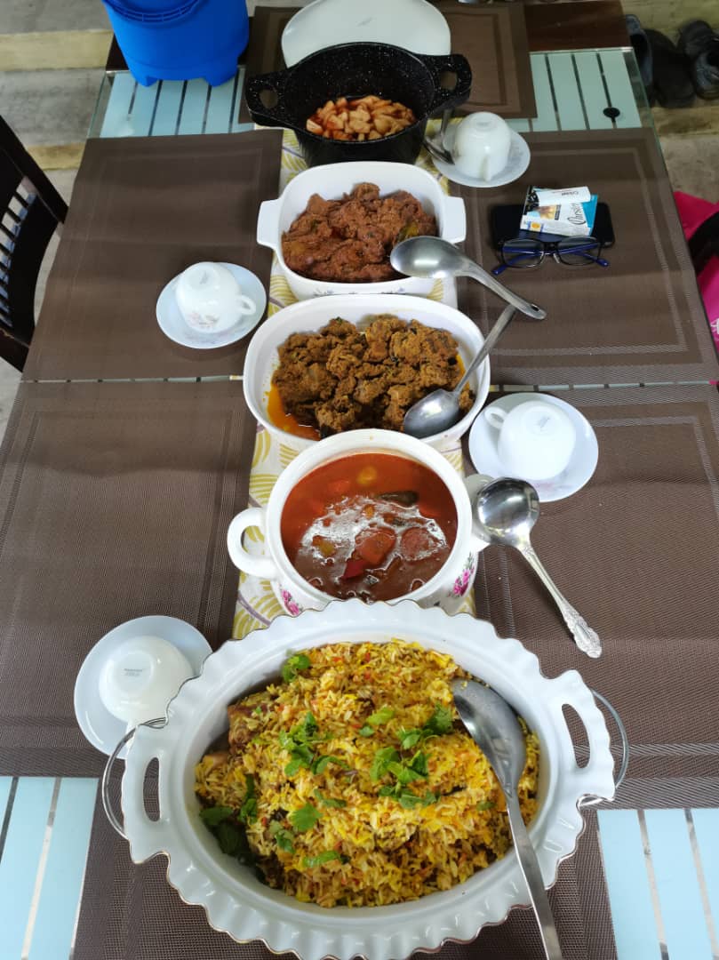 lelasari73's tweet photo. Alhamdulilah, Juadah untuk 1st Syawal😊, Eid Mubarak everyone..
#GoodMorningTwitterWorld #EidAlFitr2023 #JuadahRaya #BiryaniAyam #RendangDaging #Dalca #AcarNenas #Foodies #MalaysianDish #Food https://t.co/EG8Fd2qJRh