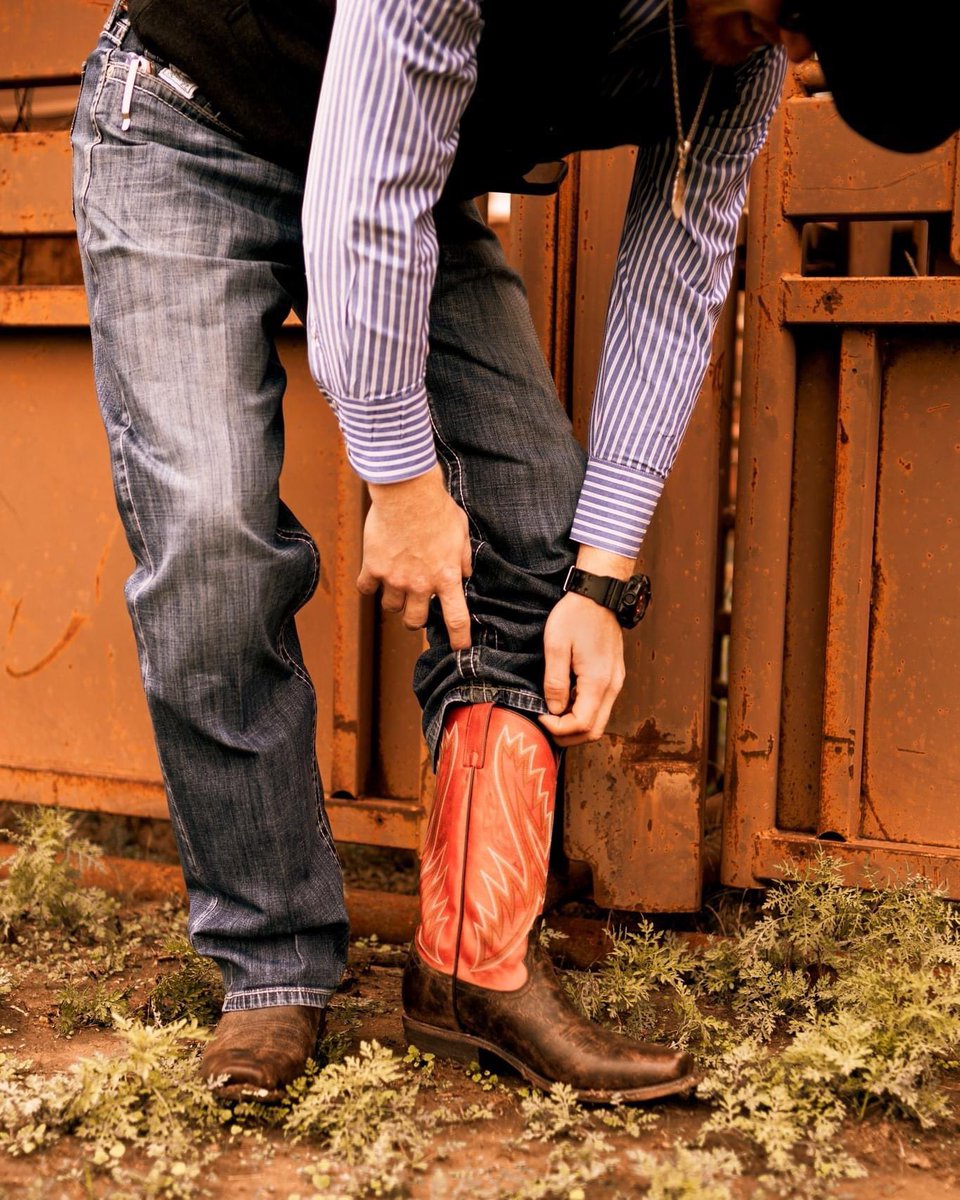 Take on any terrain in style with the Zayne. They're built to last and will keep you looking sharp no matter where you go. 👊👞

Shop this style with Shoebacca today 👉 bit.ly/ZayneShoebacca

📸: @kkendallleighh