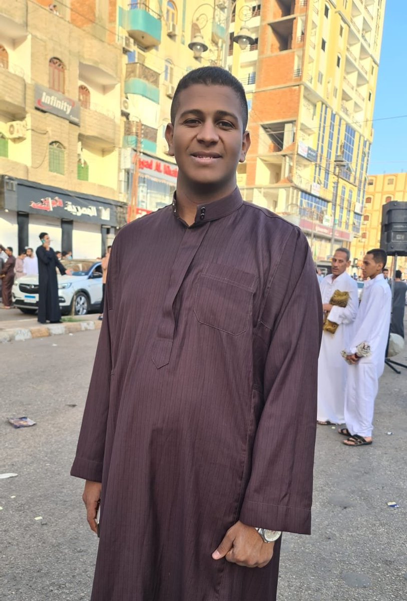 كل عام وانتم بخير 🌸
عيد مبارك ❤️