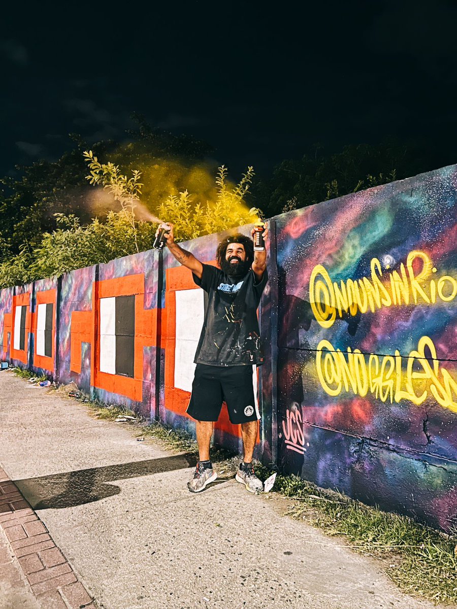 Josuejotaceesse's tweet photo. Proliferating, multiplying means staying alive and active. What moves us is will and desire. Creativity is linked to this unlimited will to exist. @nogglesdao @nounsdao @NounsInRio @nounish https://t.co/hXXOt1sbsn