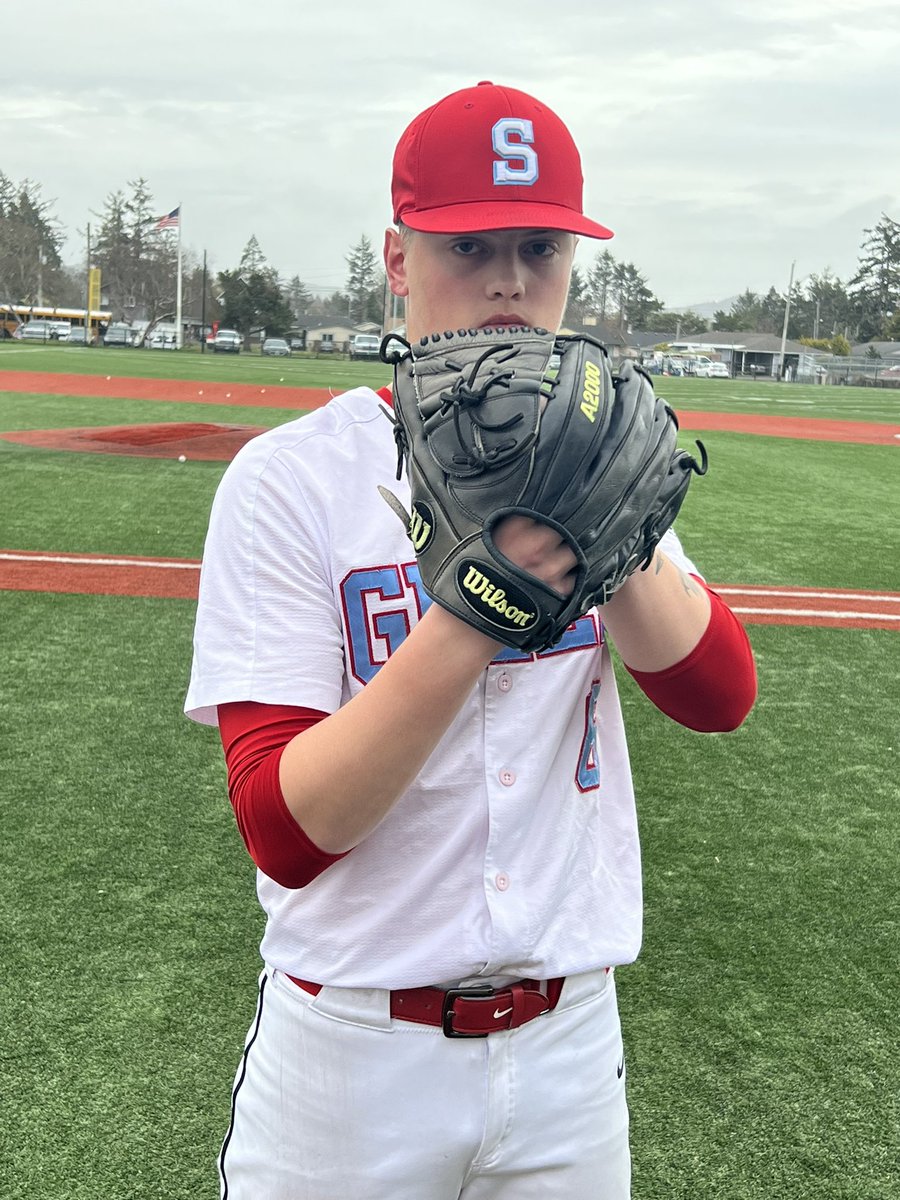 JasonKraushaar's tweet photo. Seaside beats Parkrose 7-2 in first game! @TannerKraushaar pitched 5 2/3 innings, 14 strikeouts, 7 walks, 1 hit, and 0 runs scored! @MidMajorMedia @OregonPredict @PNW_Uncommitted https://t.co/2MCqKRgO27