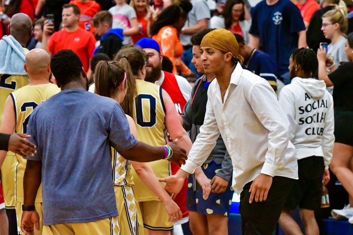 sayvon_lankford's tweet photo. Me and @dropstop45 had a time of are lives coaching are teachers in the prom championship game😂 @WCSTUCO  we gotta make this a annual game. Ps…. We won the game and somebody got dunked on check the comments🤣🤣🤣🤣 @ChrismanBearsFB @Chrisman_hoops @wcbearssports https://t.co/ASOVc57ngR
