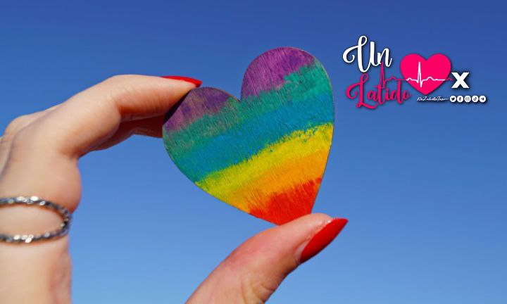 Así es mi corazón como UnLatidoX más colores, como un arcoiris, llevando luz y vida a todo el que lo necesite. @DeZurdaTeam_ @AMambises
