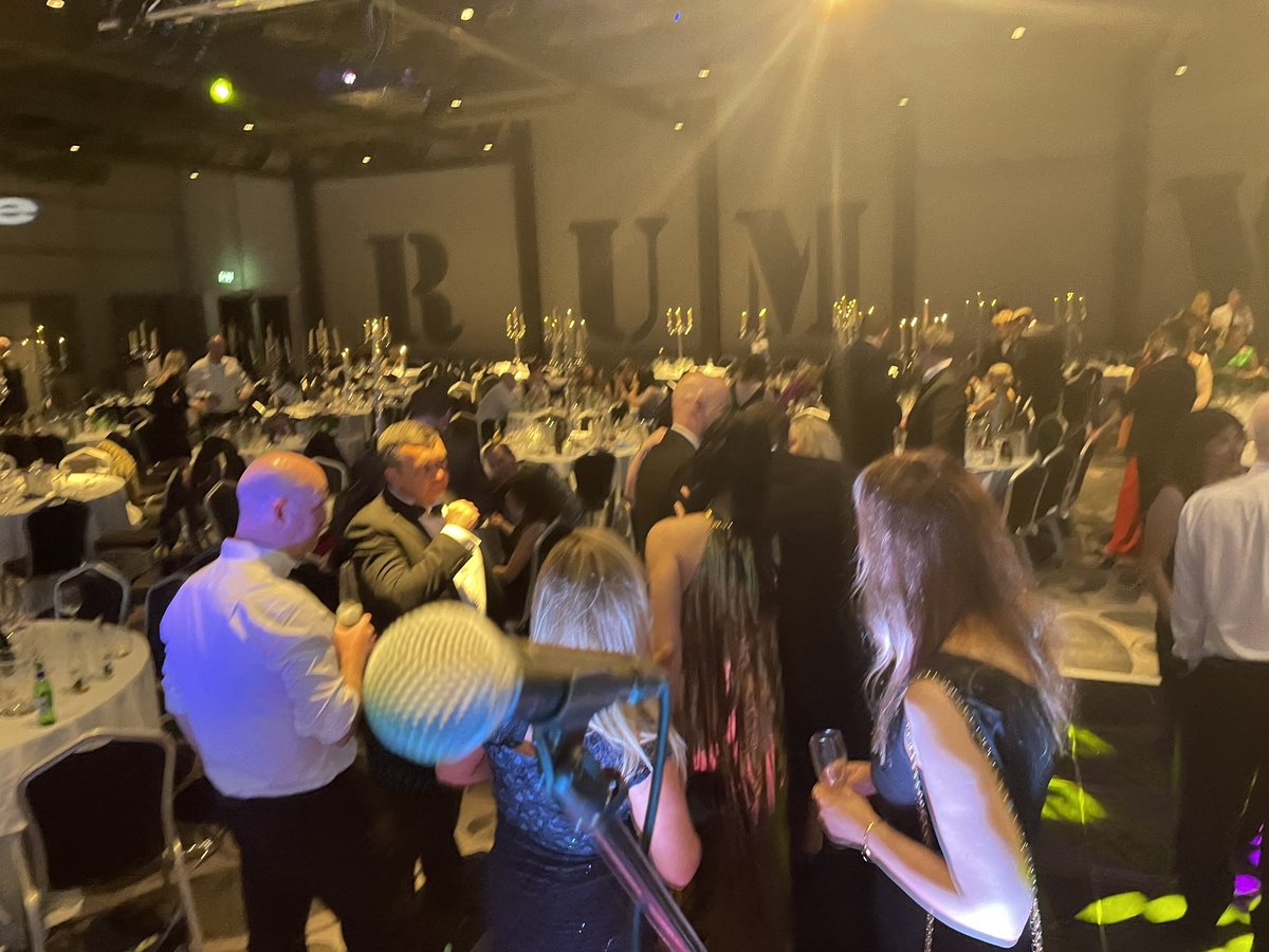 guitarvarnes's tweet photo. @Sutcliffe_1985 fantastic to see so many people enjoying the band @bandupallnight tonight at @TitanicHotelLiv
What a fantastic night and huge congratulations to everyone who made the night a huge success.
🎤🎸🥁🎹
#sutcliffespringball #nhs #Liverpool https://t.co/PhK1DiQgvT