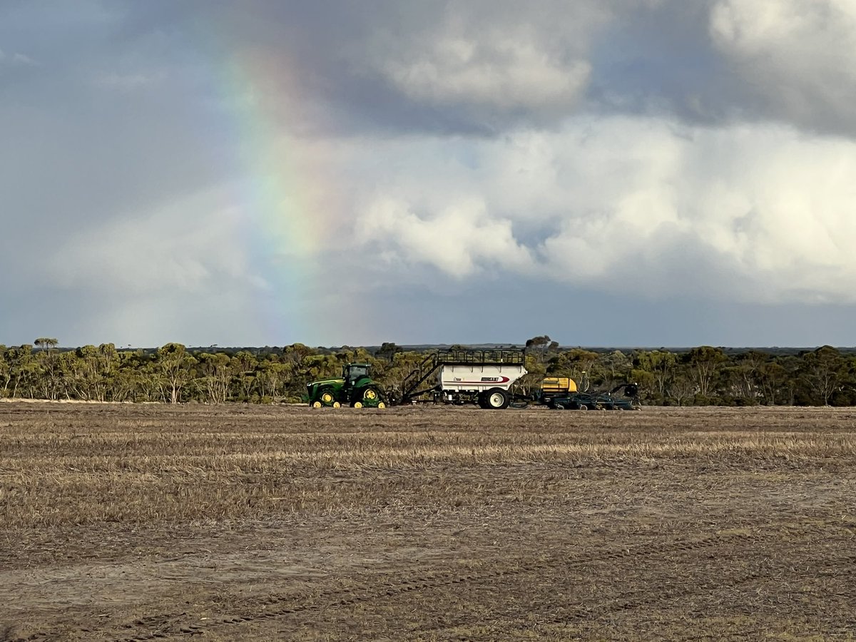 dafs9's tweet photo. @JohnDeere https://t.co/BFsNXvW5Uv