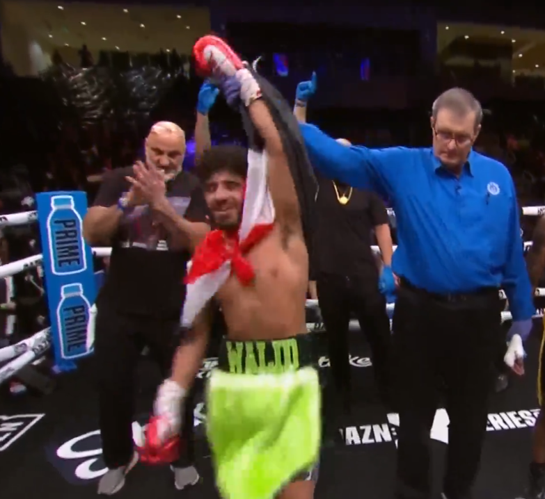 InfluBoxingRec's tweet photo. 🚨 Walid Sharks defeats Ayye Pap by KO in the 2nd round ‼️ #Misfits006 

HUGE WIN FOR Walid Sharks 🔥 Maybe @DeenTheGreat next? https://t.co/mwDns3ABQx