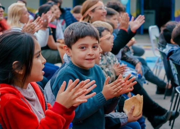 cotymias's tweet photo. 📌Una nueva edición del #ProgramaVida !  

Hoy la Escuela Municipal  📌Alfredo Orgaz se llenó de #Vida , el equipo de la @municba junto a toda la comunidad educativa intervenimos las instalaciones de esta hermosa institución . https://t.co/Tc3Jlcxoxl