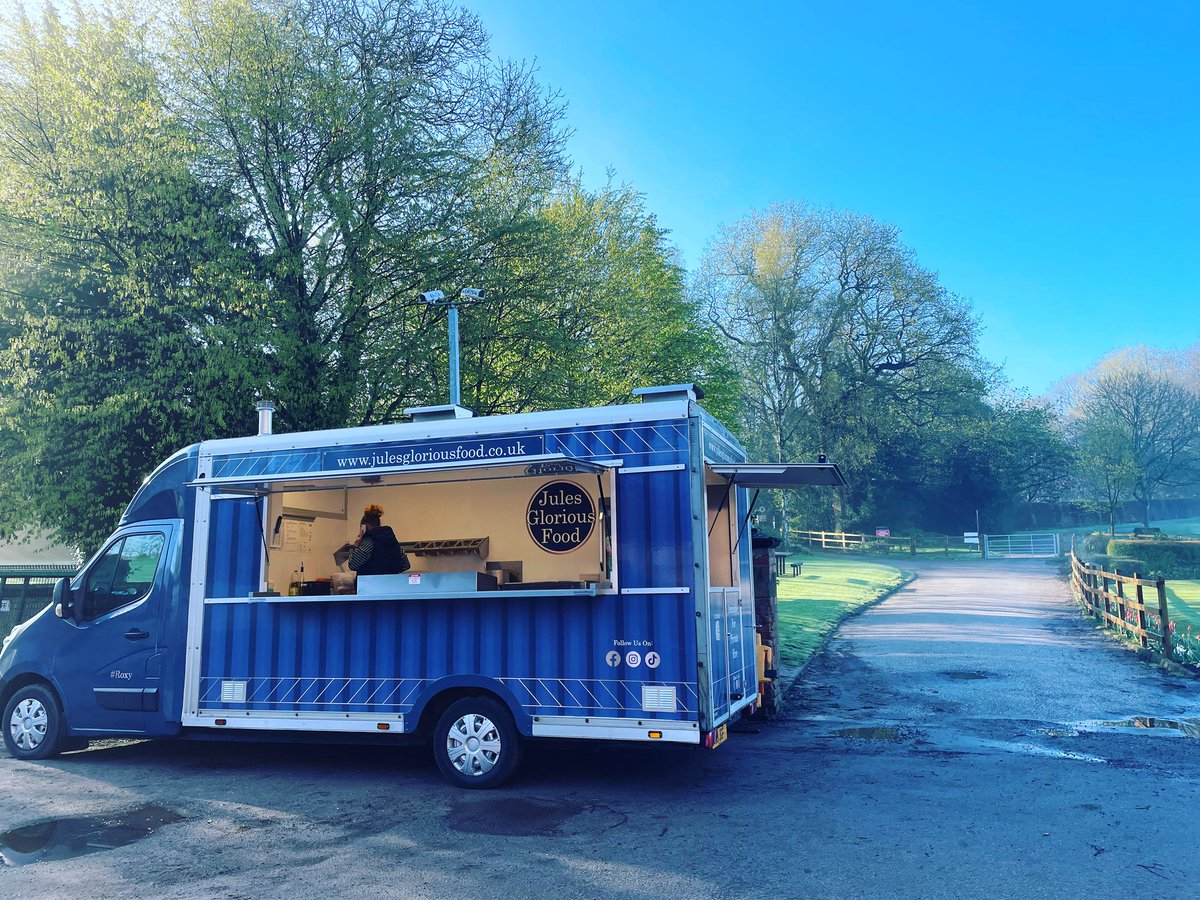 WaltonHallGolf's tweet photo. For all your catering needs for your society or corporate day in the clubhouse or on the move we have our new catering partner Jules glorious food @GolfersLocal @greatdaysgolf https://t.co/ksHIDJme1y