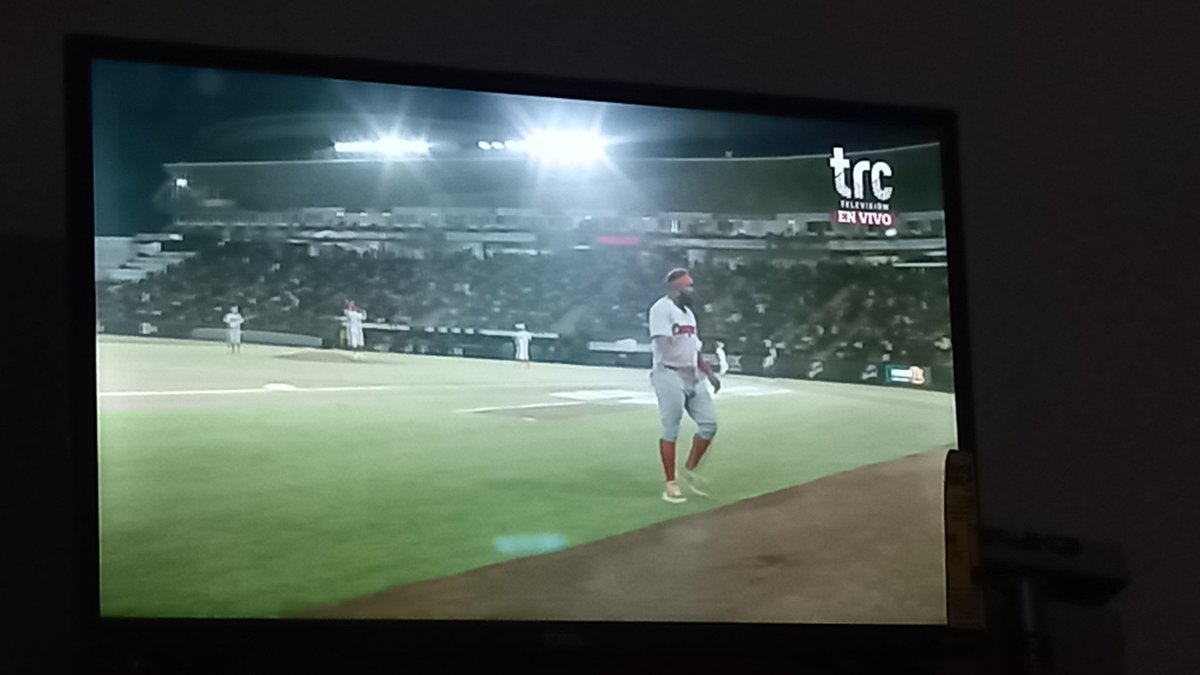 LosPiratasMx's tweet photo. Manden su fotito de quienes están viendo el juego y de dónde lo ven!

Que truenan esos cañones 💪🏽💣🔥

#TodosABordo https://t.co/lHy87jR6xL