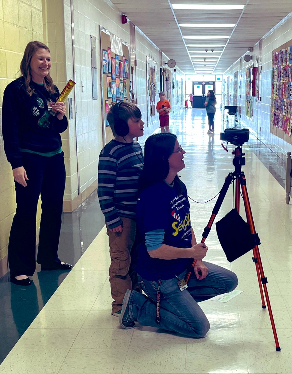 EGruntman5's tweet photo. Thank you @tya_heller for coming out to film our retiree videos! It was a blast! You always do a great job with our Panther Cubs! 💛💚🖤 https://t.co/N7W0TedL0K