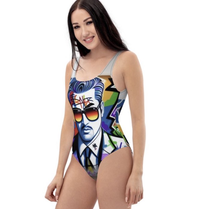 dragonfruitnft1's tweet photo. Checkout Dragonfruitart website for new merch 🙌🏻👙🩱 https://t.co/PgreiMwNkE