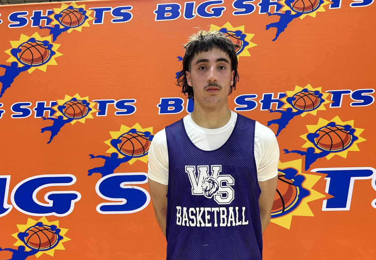 BigShotsGlobal's tweet photo. #BIGSHOTS #CarolinaLive 

17U ORANGE 

NC JAYHAWKS 59
Ryan Robinson 19

WS CHRISTIAN 49
Ruben Borg 13 https://t.co/G66lQfFUlx