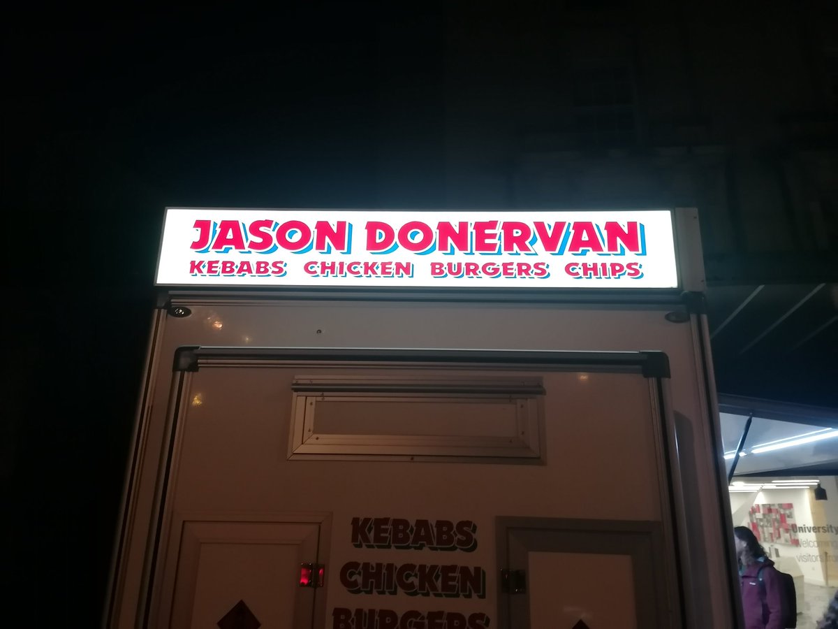 Dad's been down in Bristol working with his opposite number in <a href="/ASPolice/">Avon and Somerset Police</a> to see how things are done there and exchange ideas. He also grabbed a pic of the beautiful Temple Meads station and the famous <a href="/JasonDonervan_/">Jason Donervan</a> 😁😁