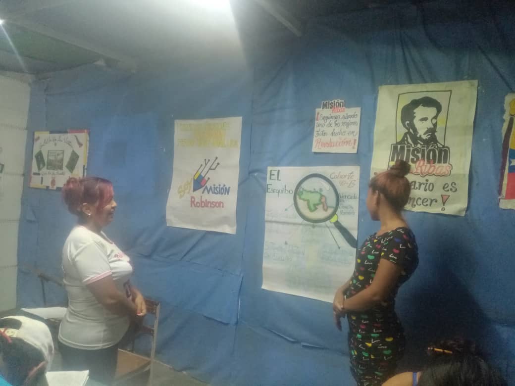 isvelmar's tweet photo. UEMR Edmundo Arencibia Alternativo Base De Misiones Bello Horizonte. Maracay-Estado Aragua. Parroquia Pedro José Ovalles. Actividades. 
Cohortes 40A y 40B  #ElEsequiboEsVenezuela. 
#MisionRibasGirardot. https://t.co/dmdGFqd497