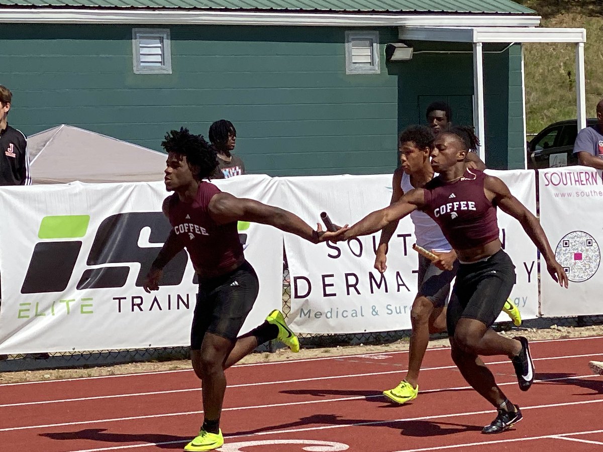 coffee_trojan's tweet photo. #2023Region 1-5A Champs in the #4X200m Relay with time of 1:30.64. #SchoolRecord 
They also placed 2nd in the #4X100m relay with a 42.96.🥇🥈
Team members: @AntP2006 @WoodgettTyrese , Jaquan Harrison &amp; @TravisAadams https://t.co/3TutACZqOr