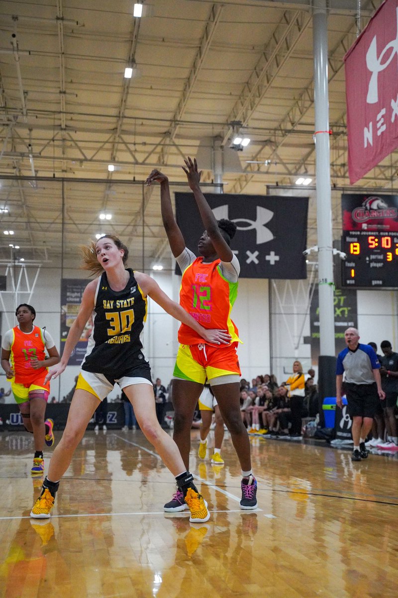😎Bash Favs: GUAA/Live @ Nook😎
Day 1 

Can’t end the night w/o dropping a few Favs 😎🔥⤵️

Joyce Edwards ‘24 📸
Molly Corcoran ‘26
Karissa Antoine ‘24
Ayanna Franks ‘24
Lauren Reen ‘24
Dagny Slomack ‘24
Allison Metzgar ‘24
Sofia Kammas ‘25

Little sneak peek 🫣 👀
Day ✌🏾 Loading
