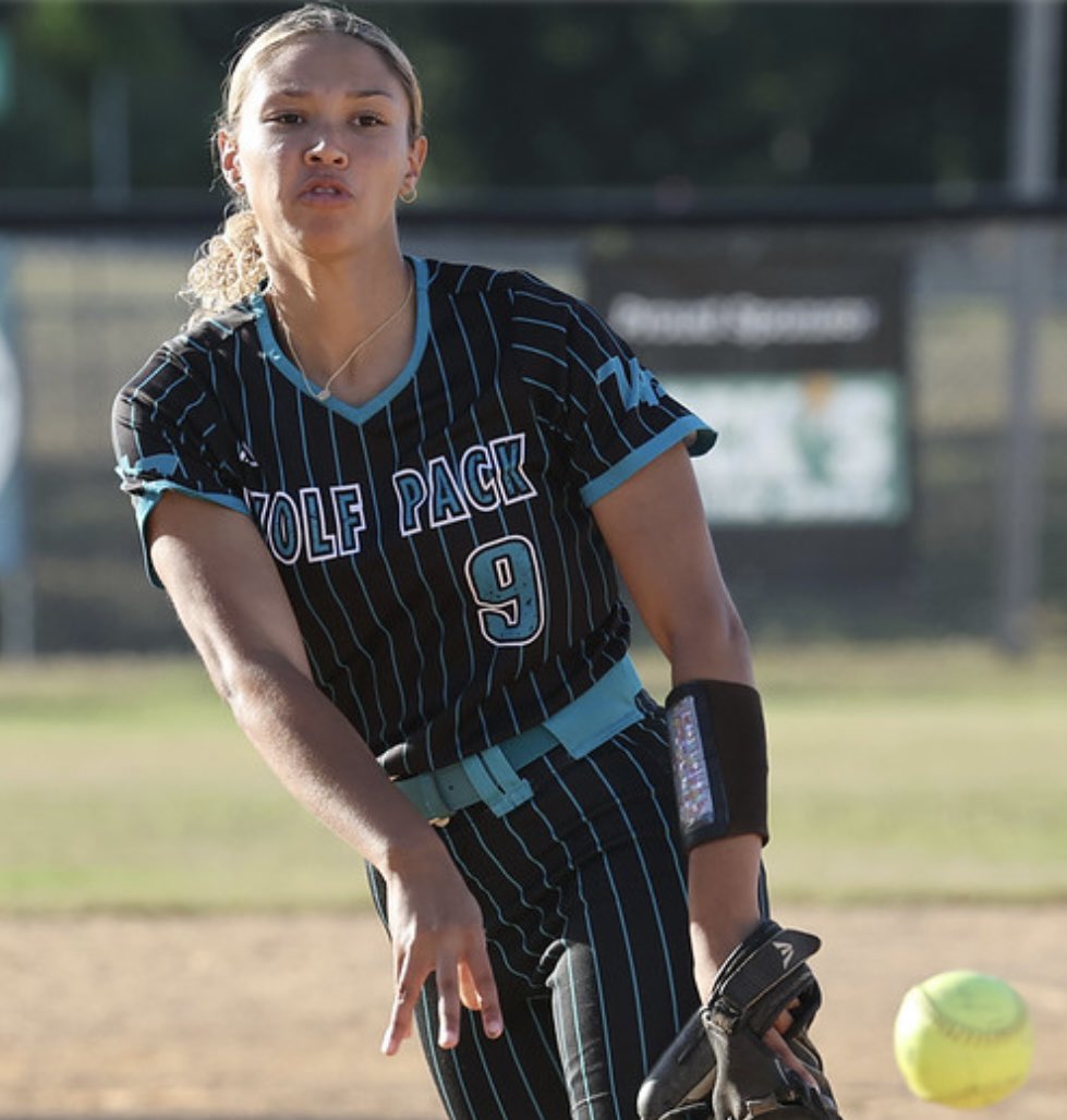 FastpitchPort's tweet photo. Flicks from our big 3-0 shutout over Vanguard 🐺 https://t.co/qmgNpLnyEU