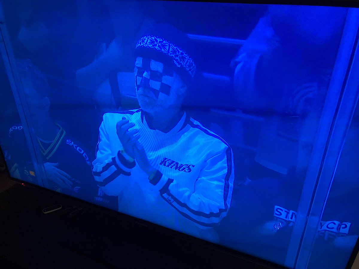 billlysmoooth's tweet photo. Great face paint on Will Ferrell at the Oilers - Kings playoff game. https://t.co/yIokTITUuV