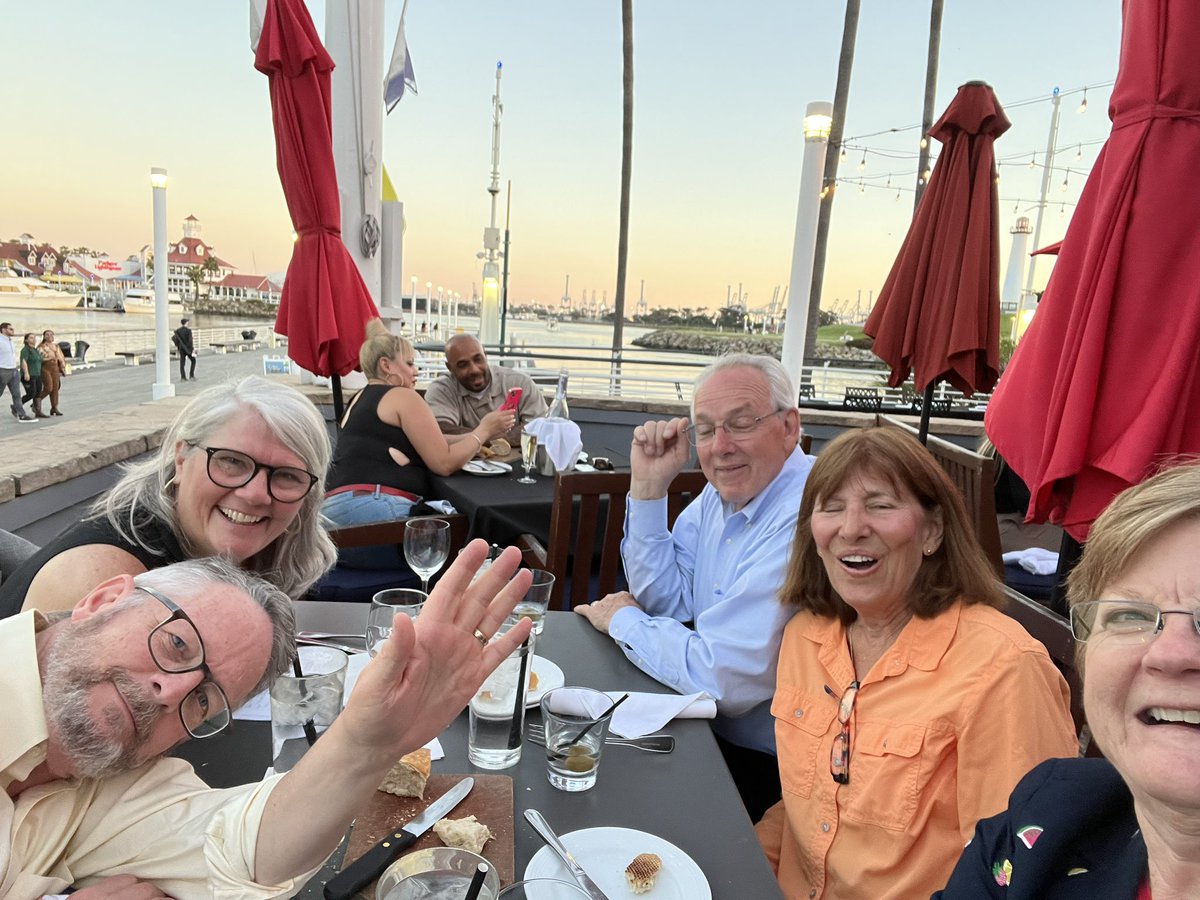 Glfadkt's tweet photo. Networking at the American Physiology Summit #APS2023 https://t.co/DZ9ZaBF4IH
