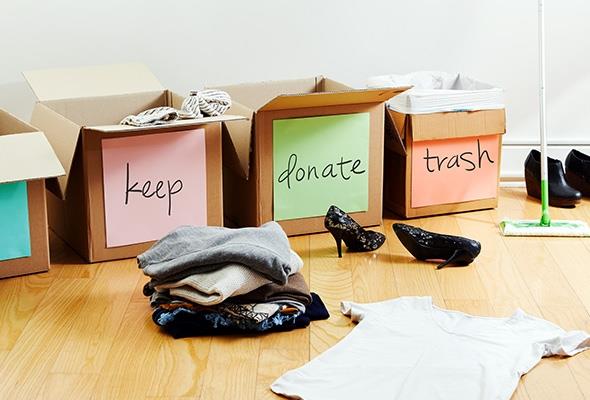 ChampsMuscle's tweet image. Moving is the perfect opportunity to declutter your home and get rid of things that are just taking up space. Sort through your belongings and separate items into three piles: keep, donate/sell, and throw away
#deckutter #springcleaning #moving #movingtip #champsmusclemovers