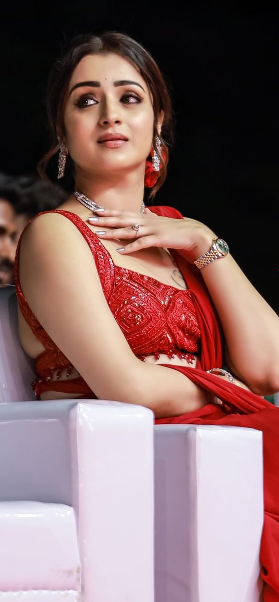 FuSQAdEWYAAsAKF?format=jpg&name=medium