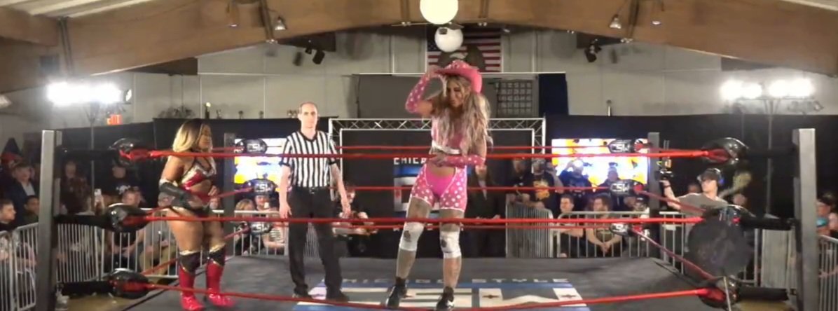 NVhowlingWolves's tweet photo. #CSW2ND
Championship Triple Threat
@Shalonce_Royal v @thebombshelly v The Champ @REALSierra_
#AndStill Champ Sierra!!
Really fun & chaotic Match!! All 3 got spotlighted in this one!!
Stellar Championship Match!!
Watch on 📺 @indiewrestling
📸 @ChiStyleW https://t.co/yHDFMA9jXi