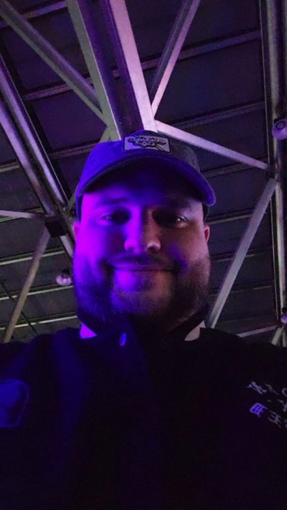 Gavin tweet media