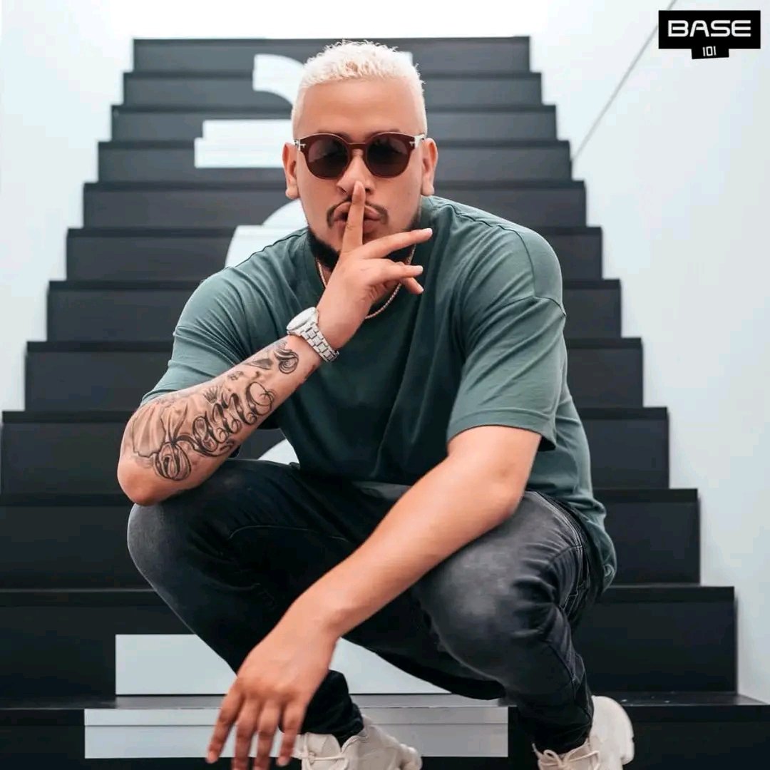 Sending_Failed7's tweet photo. #RIPAKA #JusticeForAKA https://t.co/ebruJndJdC