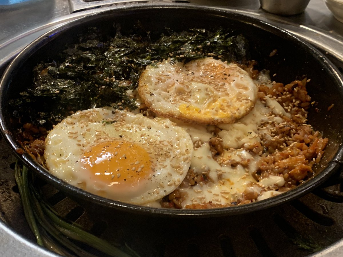 sakenari2's tweet photo. 고기는 언제나 옳다 https://t.co/WkBv427Kvi