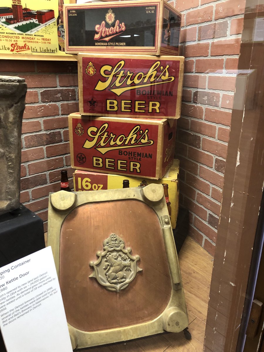 LoveDetroit1's tweet photo. Visited the Detroit Historical Museum today & saw the Detroit beer exhibit again. Looks like it’s changed. Many different things in the display. Look at the Mattay Cola by Stroh’s! Wow! @StrohsDetroit @DHSDetroit @HistoricDET @visitdetroit #Strohs https://t.co/mpDjTYcL4u