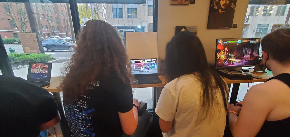 StrikeBack_Dev's tweet photo. Strike Back is at a popup station at @LocustCider for #SeattleSkirmish this week before #GeekXtravaganza !

#FGC #IndieGameDev #fightinggames https://t.co/gNIjmKSOQG