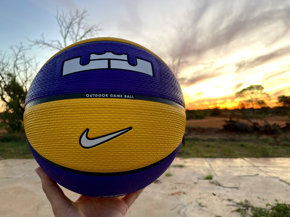 Vanessa Moss tweet media