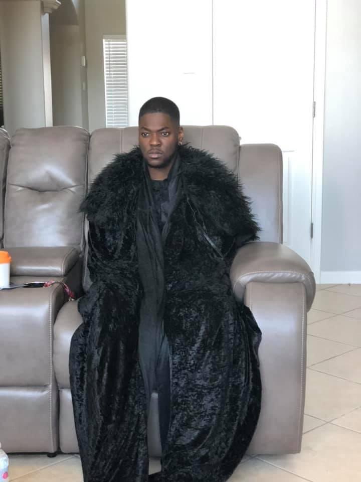 Mfs was like “Bobs burgers is so funny” 
I turned that shit on and was like this for 4 eps