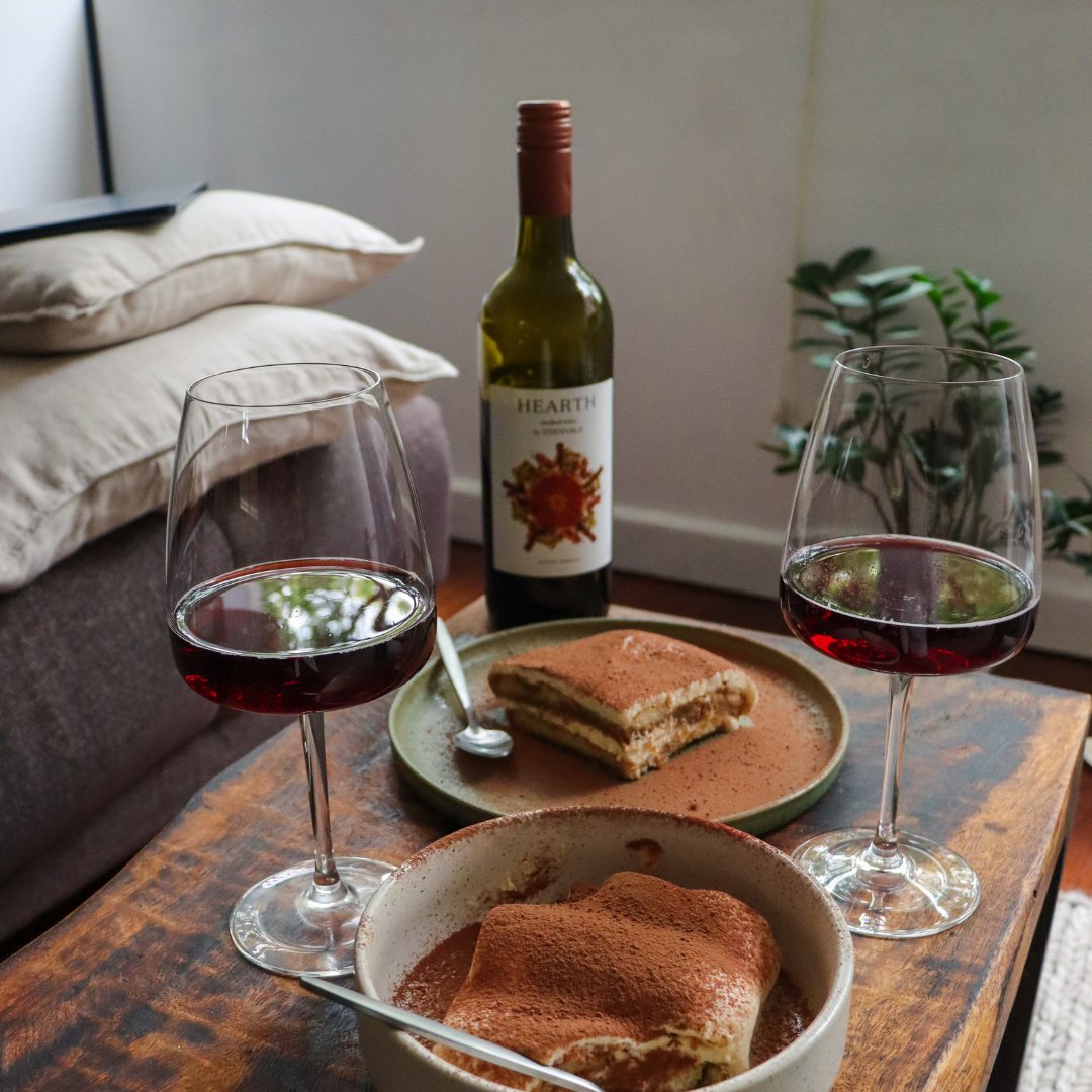 edenvalewine's tweet photo. Love a wine that we can drink with dessert! 🍰🍷
#edenvalewines #nonalcoholic #alcoholremoved #mulledwine #lovingtwentytwentyfree #dessertwine #hearth #makeitunforgettable #wine #winelover #vino #winetasting #winetime #winelovers #instawine #winestagram #wineoclock #winery https://t.co/vLO4VcK0la