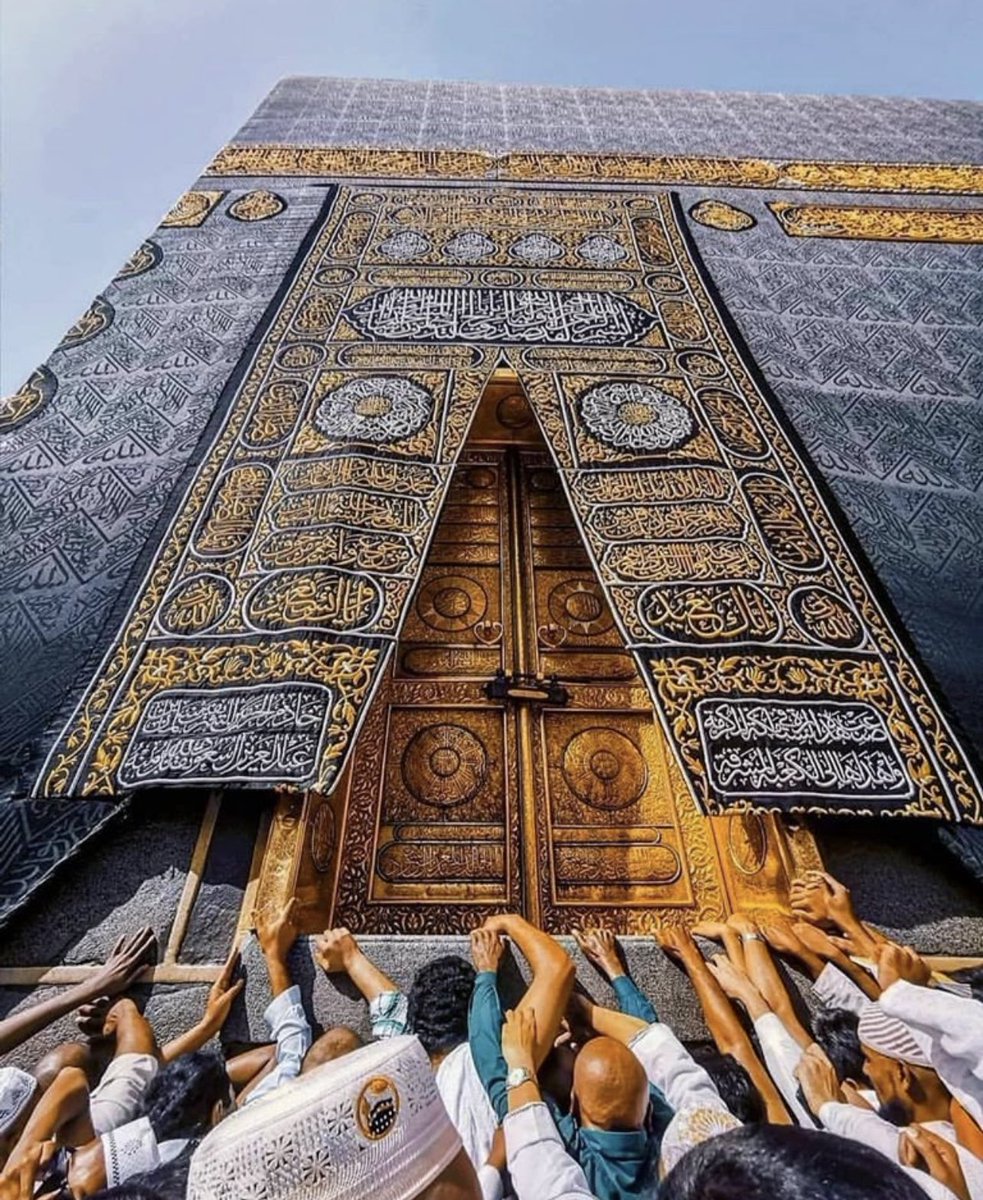 s_alamki's tweet photo. الله أكبر .. الله أكبر .. الله أكبر ..لا إله إلا الله..
الله أكبر .. الله أكبر .. ولله الحمد https://t.co/S3r4q4HZBH
