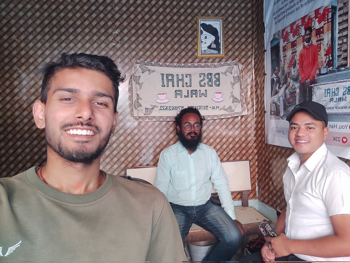 UtsvMusic's tweet photo. एक पटक खाएको खाएै 
Bbschaiwala को चाय ❤️😍😇🥰
#bbschaiwala #customersphotoshoot #happyconsumer  ❤️😇🙏
.
.
.
B.B.S-ChaiWala 
Near by Majdur pustak &amp; Vivhan hotel🥰
📱:- 981-7618238/9745621622 https://t.co/AItq7v7fCy