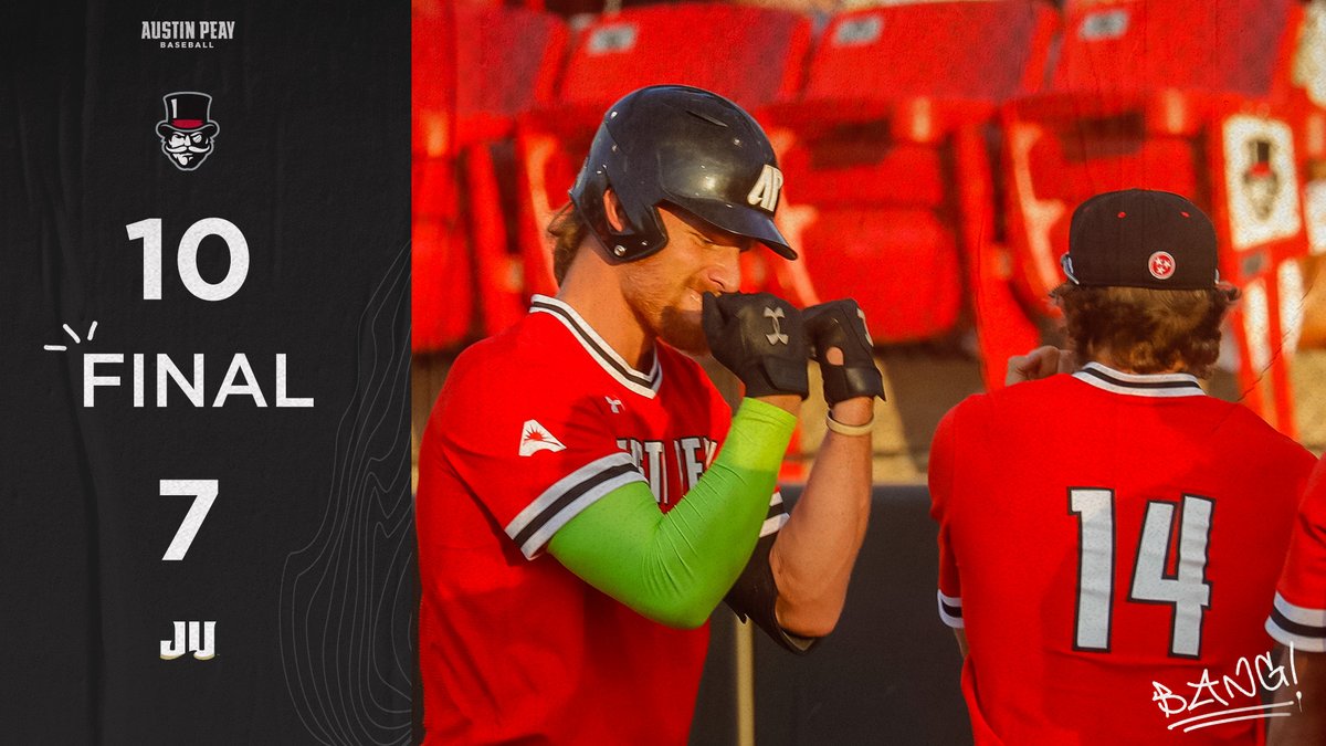 GovsBSB's tweet photo. 𝕾𝖒𝖆𝖘𝖍. 𝕭𝖆𝖓𝖌. 𝕿𝖔 𝖁𝖎𝖈𝖙𝖔𝖗𝖞!

Govs rally for 3 in the 12th and open the #ASUNBSB series against the Dolphins with a WIN! 

Govs 10, Dolphins 7 

#LetsGoPeay | #⃣🅱️🅰️🆖 https://t.co/lurO74pJKy