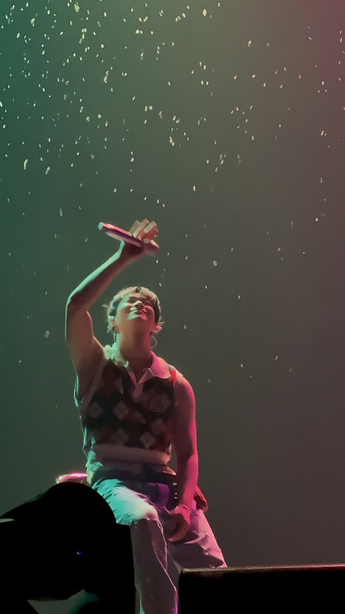 hextt11's tweet photo. Shine , smile , fly ❤️ https://t.co/Uz4Y8nKt2Y