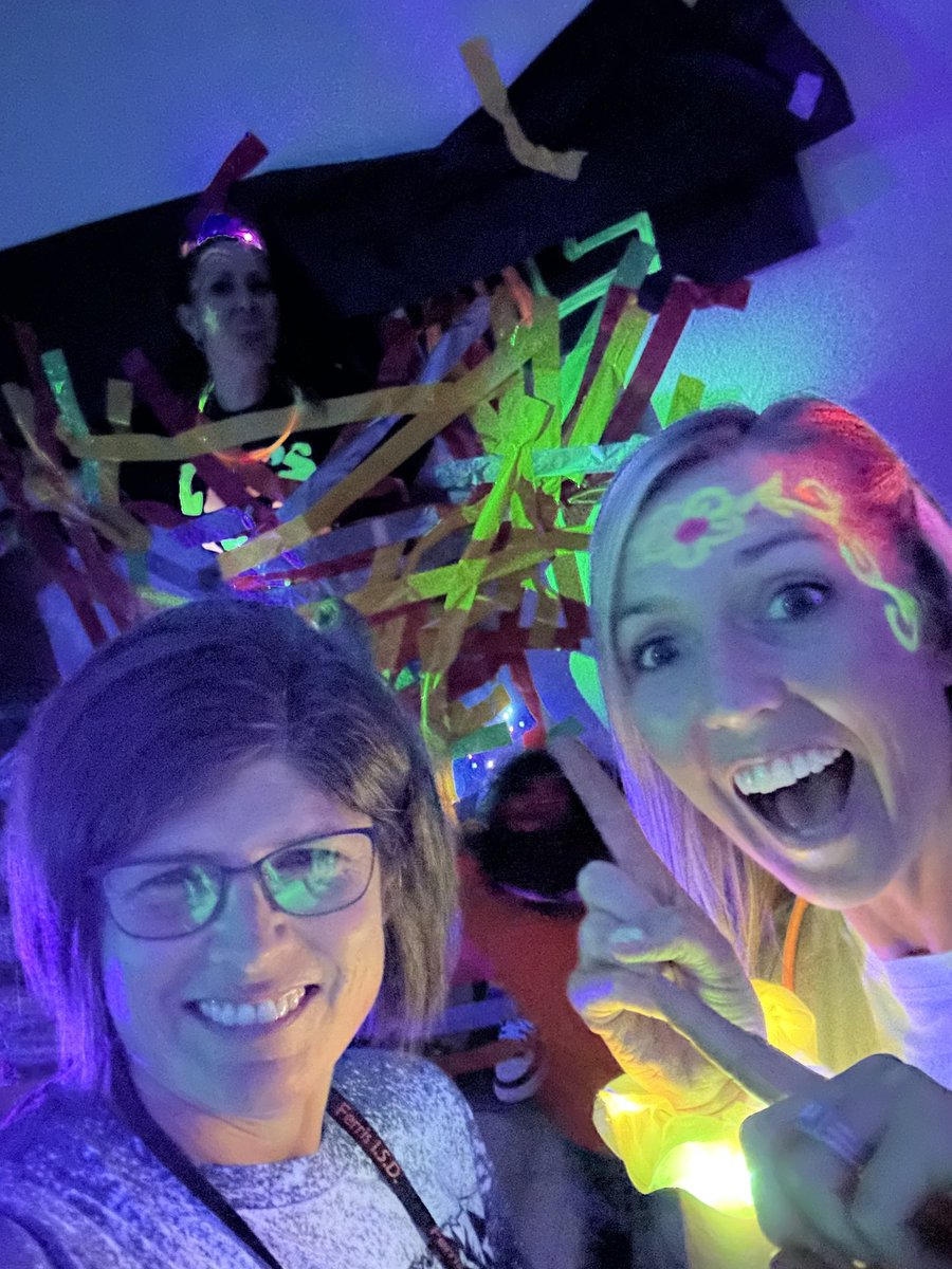 MandyAl29674311's tweet photo. Let’s GLOW!! We danced, sang, ate and laughed with the kiddos! We also attempted to share our dance moves and learn some new ones! 🥳💃🏼

Our PTO did such a great job with the decorations and organization! 

Already getting excited for 2024 Glow Party! https://t.co/KJVzjouuym
