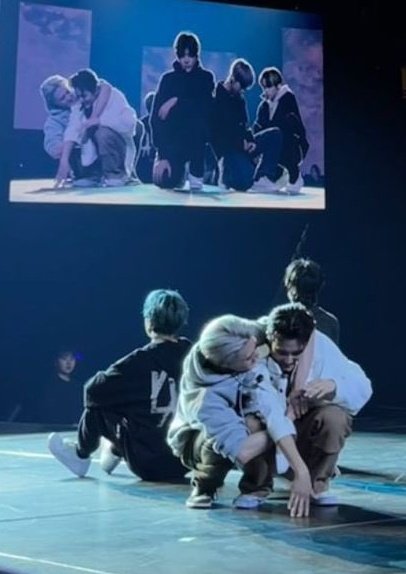 marknozip's tweet photo. our markno 🥺🩵 https://t.co/deXZnCxtPw